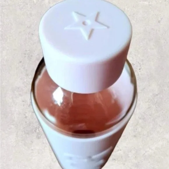 Dior Beauty Water Bottle - Picture 3 of 7